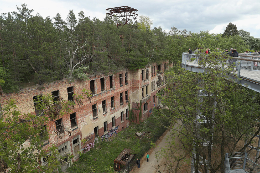 Nostromo, agence de communication, explore la communication par l'image en regardant les lieux abandonnes
